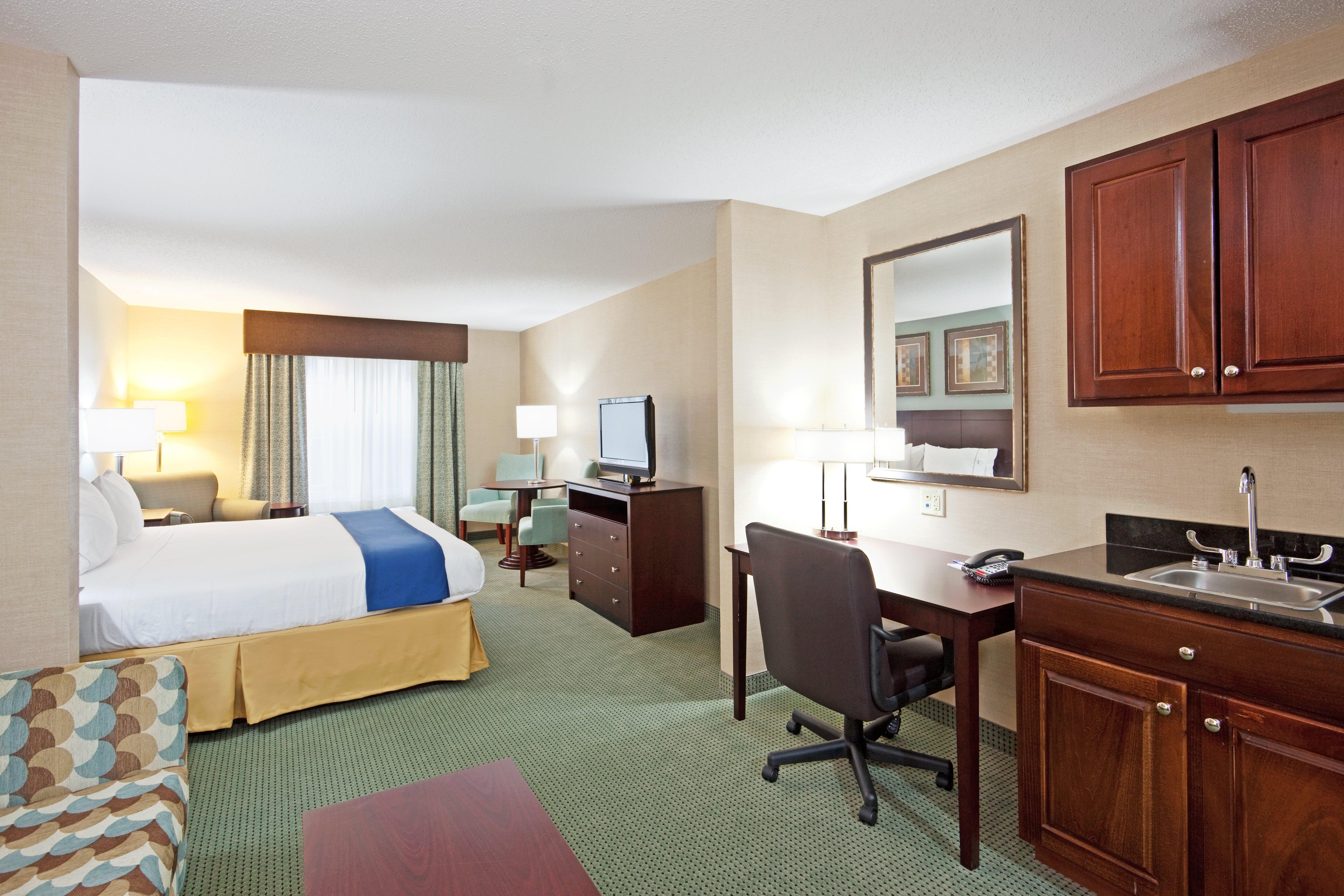 Holiday Inn Express And Suites Meriden By Ihg Luaran gambar