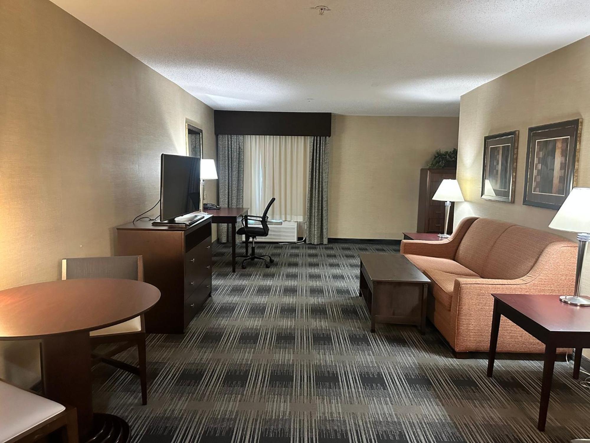 Holiday Inn Express And Suites Meriden By Ihg Luaran gambar